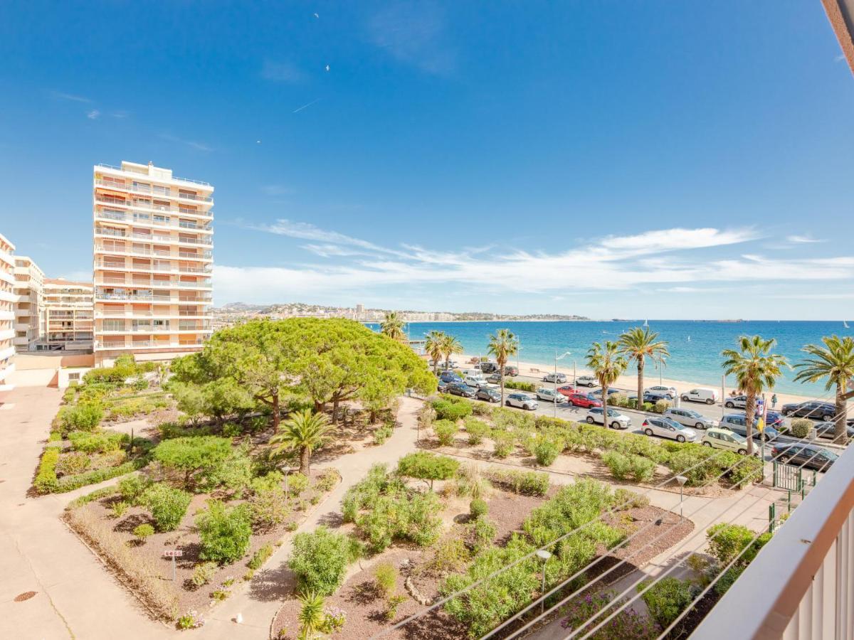 Apartment Le Mediterranee-1 By Interhome Frejus Bagian luar foto